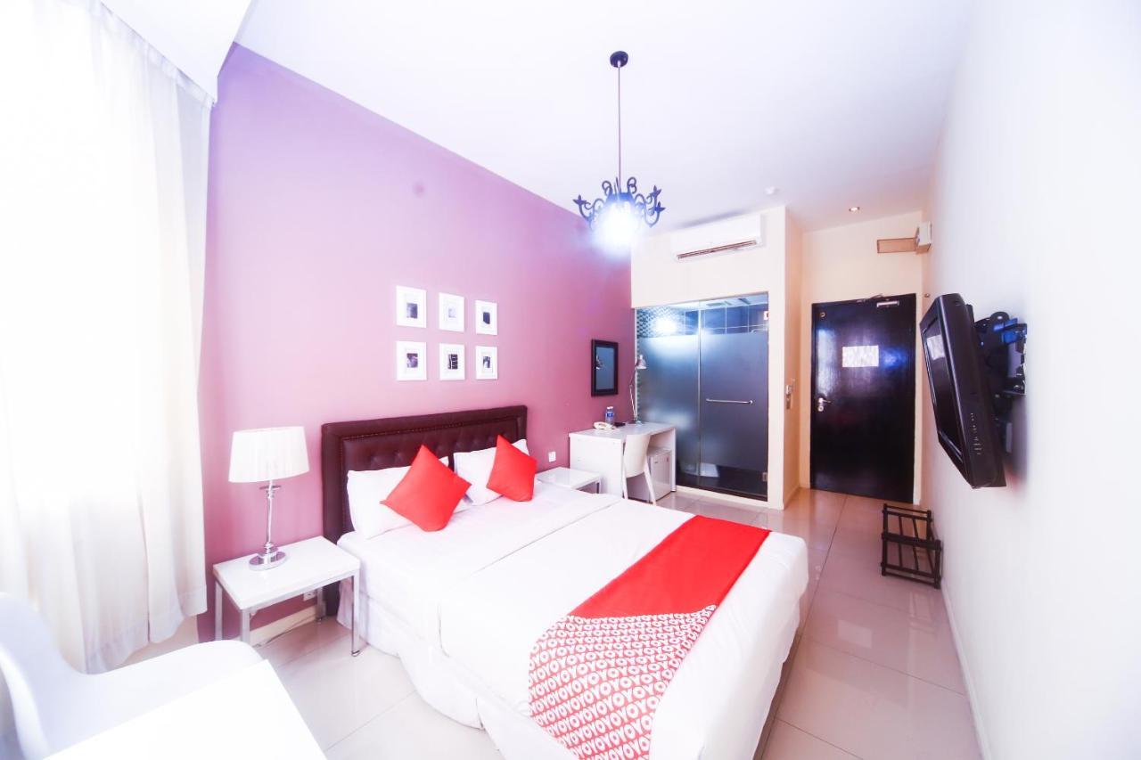 Oyo 777 Epal Hotel Кота-Кинабалу Экстерьер фото